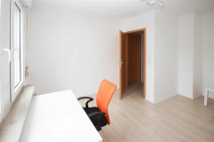 AS125W2_31_Zimmer03_Moebliert
