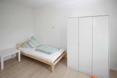 AS125W2_34_Zimmer03_Moebliert